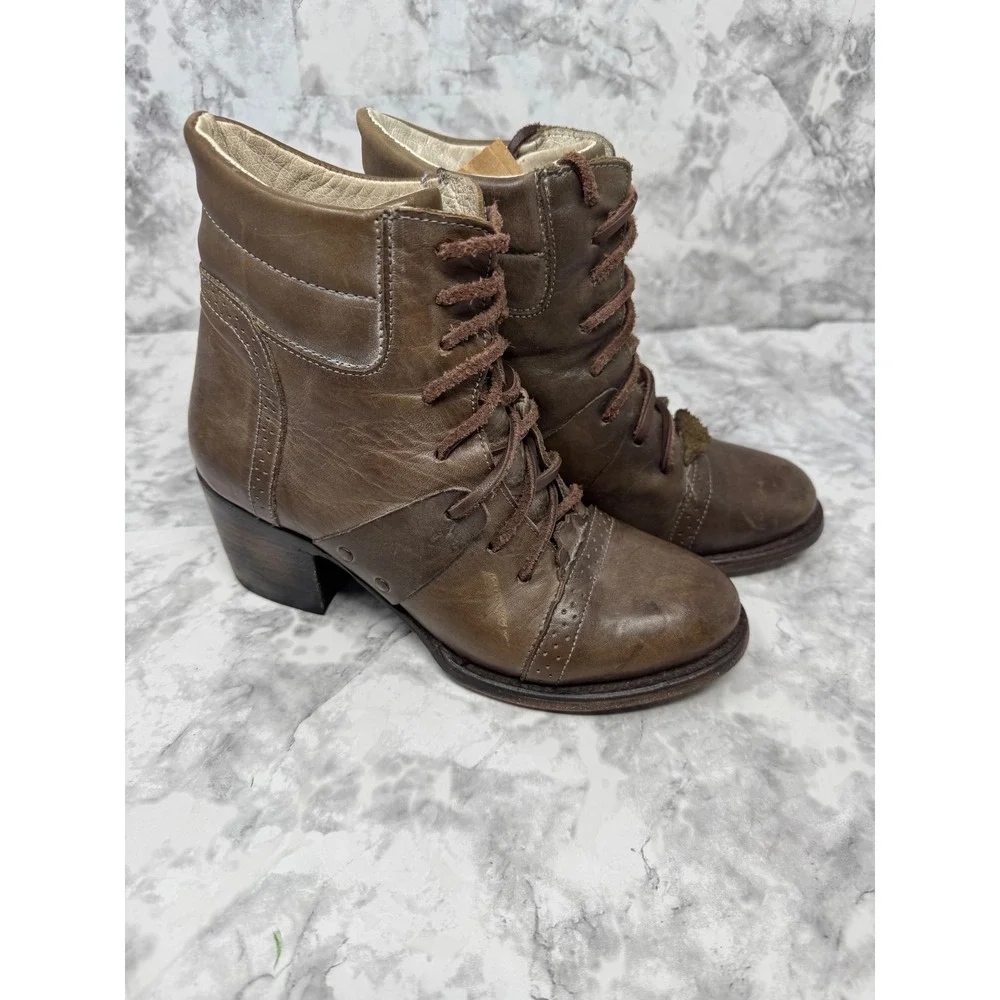 Freebird by Steven Cage Brown Leather Lace Up Ankle Boots Distressed Kiltie -8